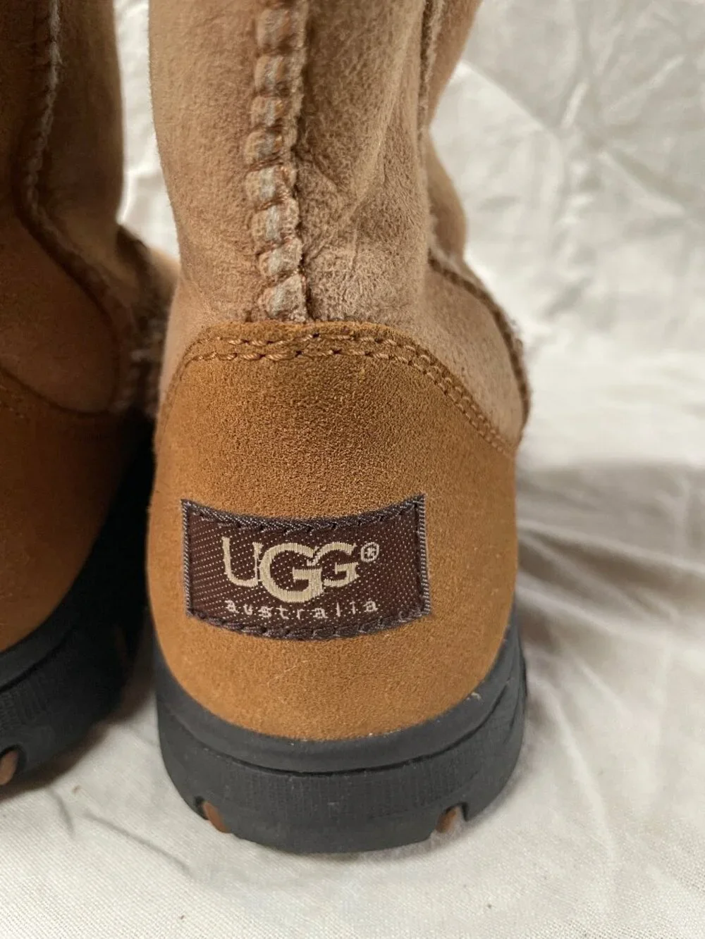 UGG Australia Chestnut Suede Shearling Weather Boots Size 8 / F3007G